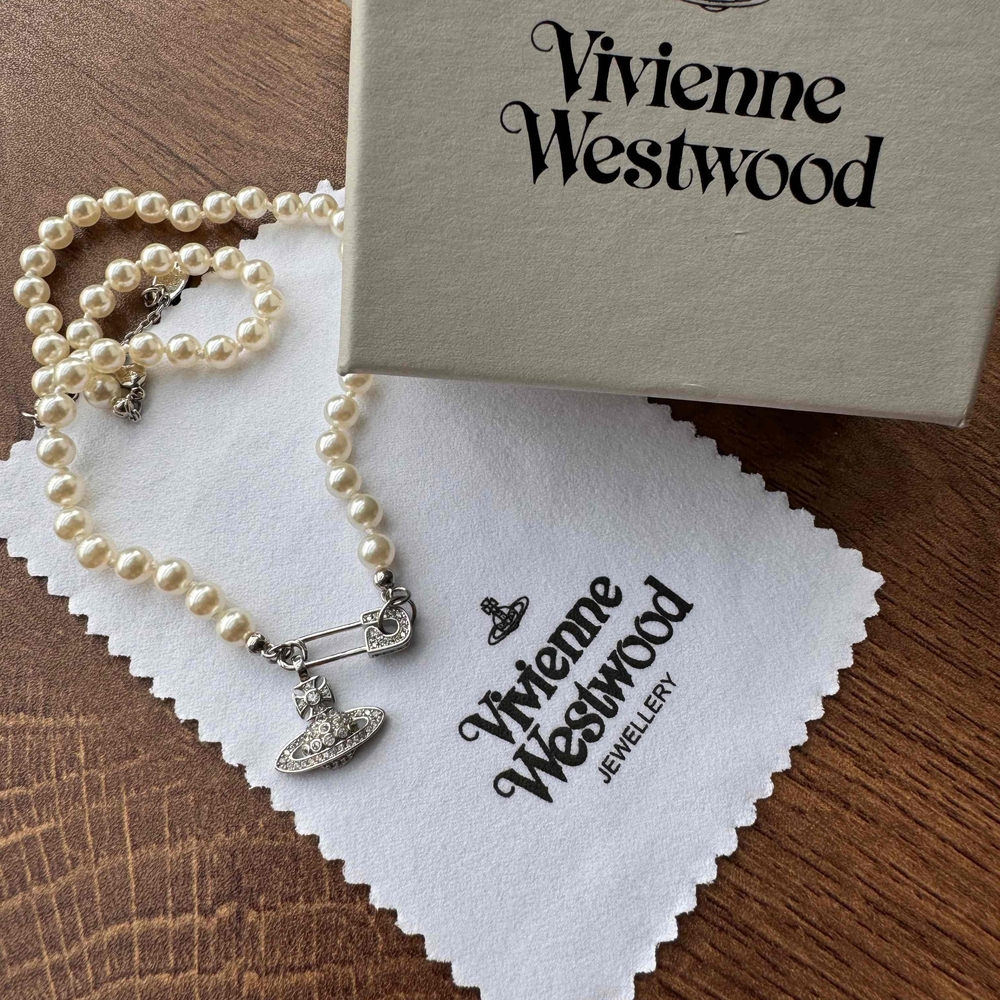 Vivien Orb Necklace Choker White One Row Pearl Silver